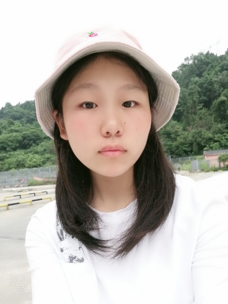 刘贞婕.jpg 刘贞婕.jpg