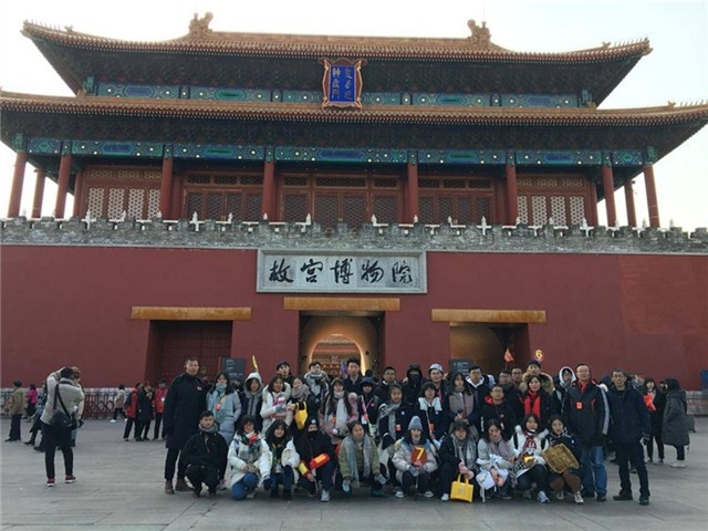 游览故宫_副本7.jpg 游览故宫_副本7.jpg