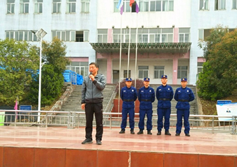 王胜点评_副本.jpg 王胜点评_副本.jpg