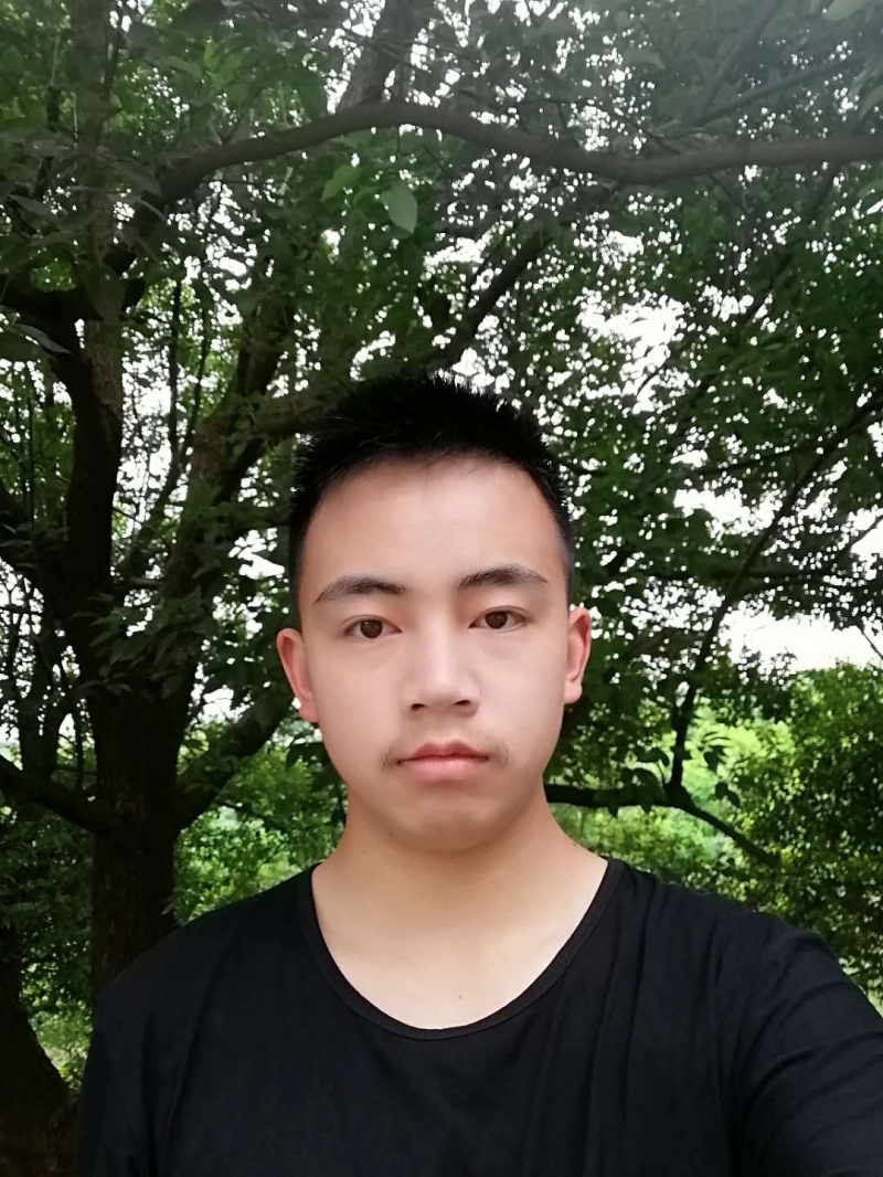 李欢.jpg 李欢.jpg