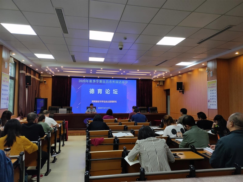 王慧峰1.jpg 王慧峰1.jpg