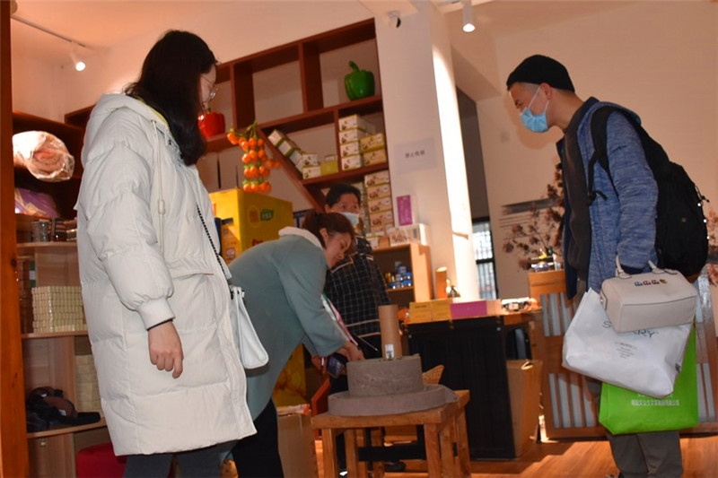 4_副本.jpg 4_副本.jpg