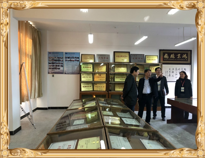 IMG_4825_11.jpg IMG_4825_11.jpg