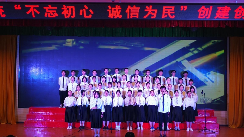 QQ图片20181026213133.jpg QQ图片20181026213133.jpg