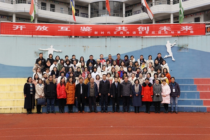 17 合影_副本.jpg 17 合影_副本.jpg